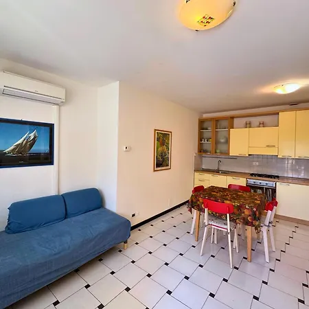 Apartment Frontemare Grado